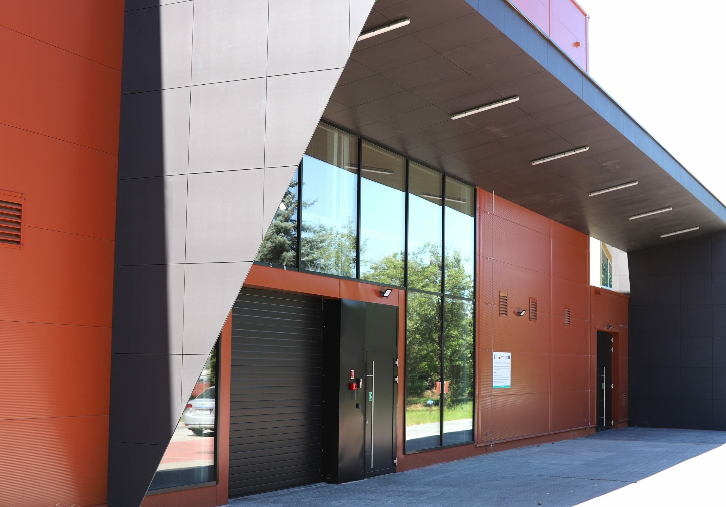 Budynek Laboratorium Badań EMC we Wrocławiu